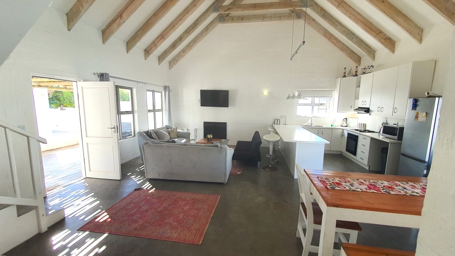 4 Bedroom Property for Sale in Golden Mile Western Cape